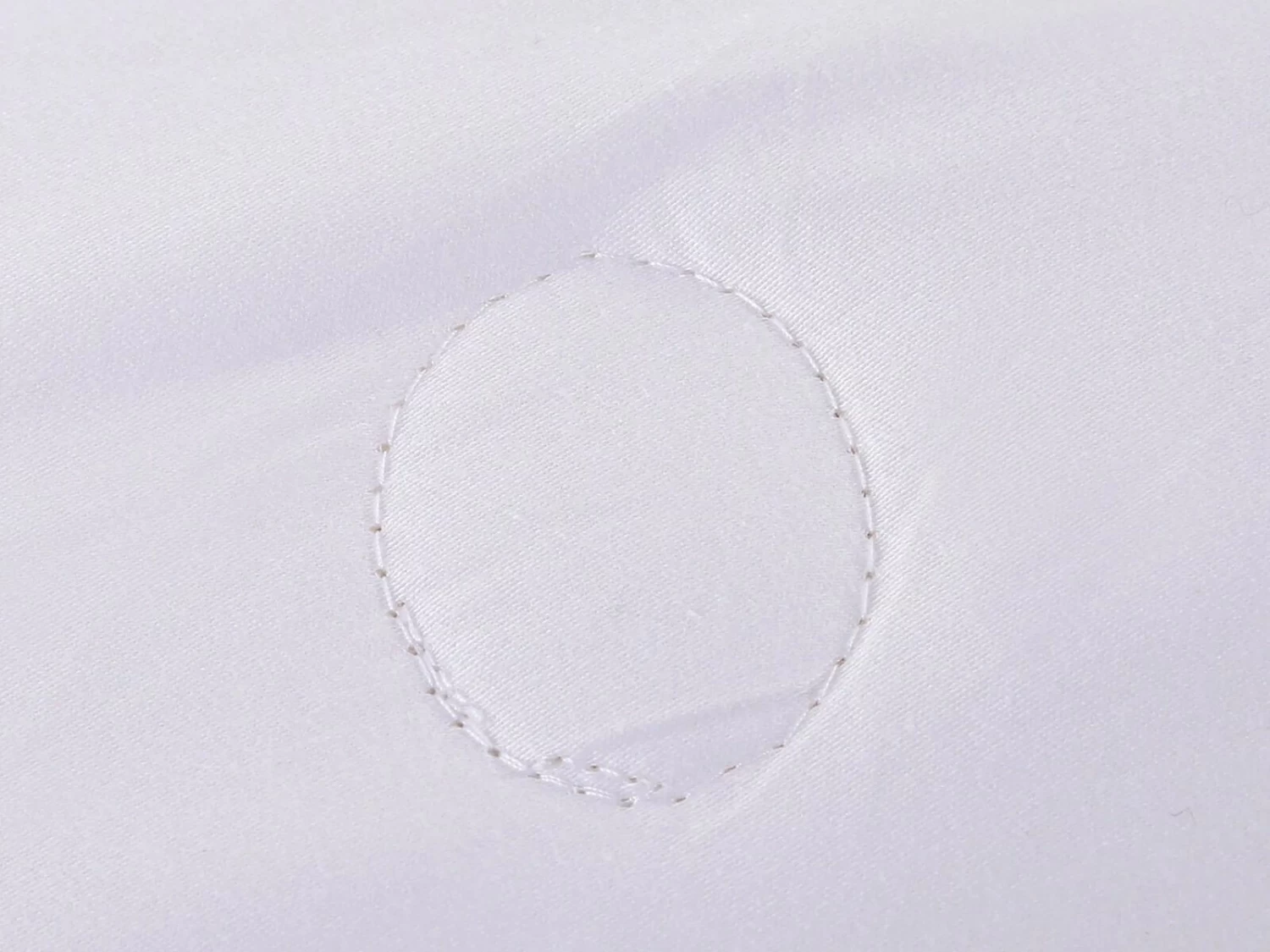 LilySilk All Season Silk Comforter Cotton Cover 7 LilySilk All Season Silk Comforter Cotton Cover - Image 5