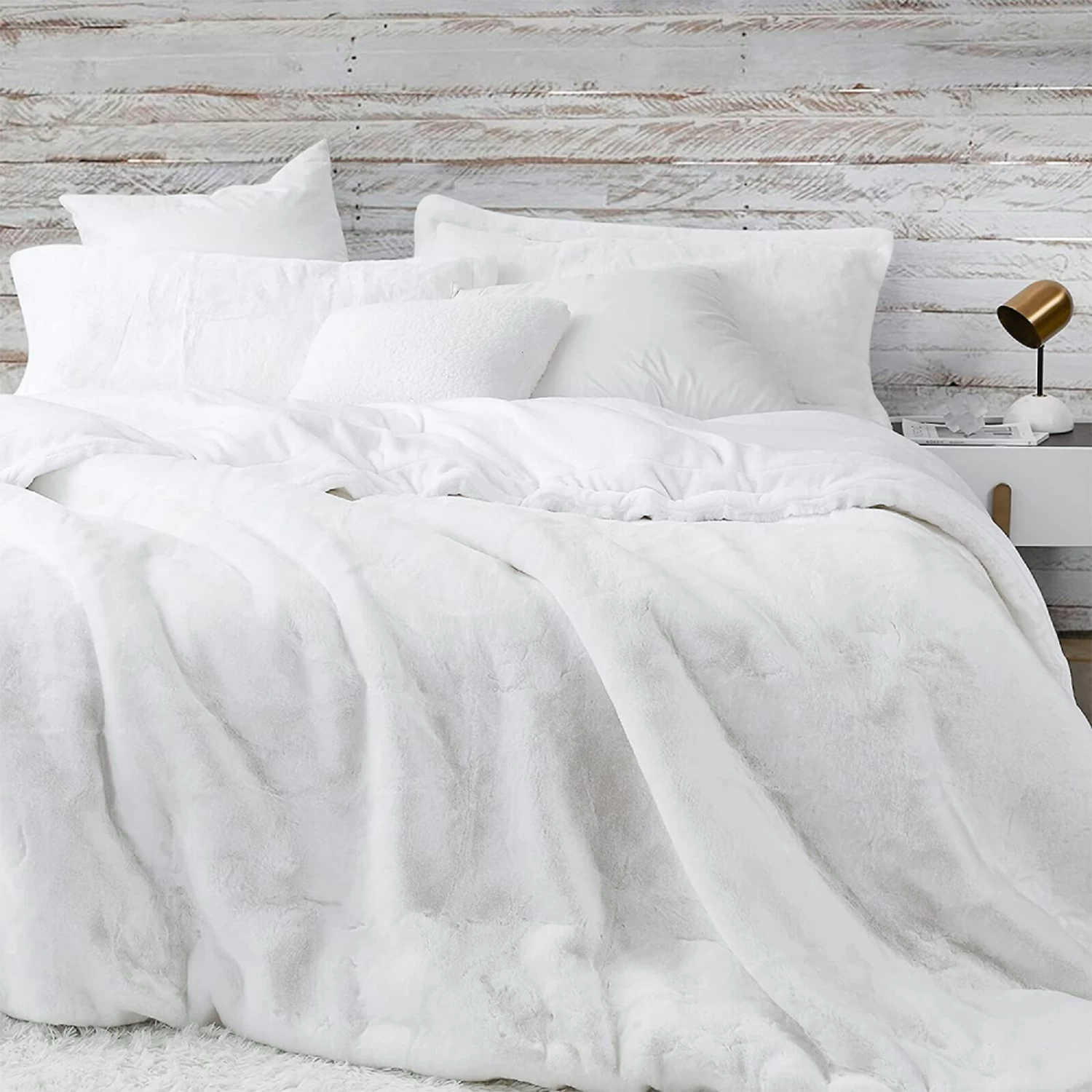 Chunky Bunny - Coma Inducer® Oversized Queen Comforter - Pure White 4 Chunky Bunny - Coma Inducer® Oversized Queen Comforter - Pure White - Image 2