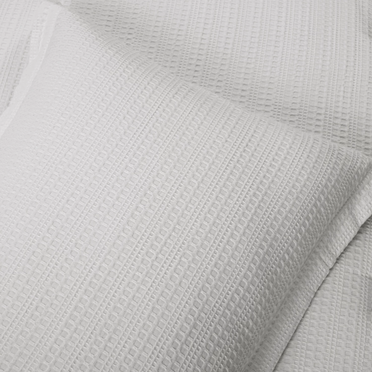 Haniya Solid Waffle Woven Cotton Textured Comforter 3-Pc Set 9 Haniya Solid Waffle Woven Cotton Textured Comforter 3-Pc Set - Image 7