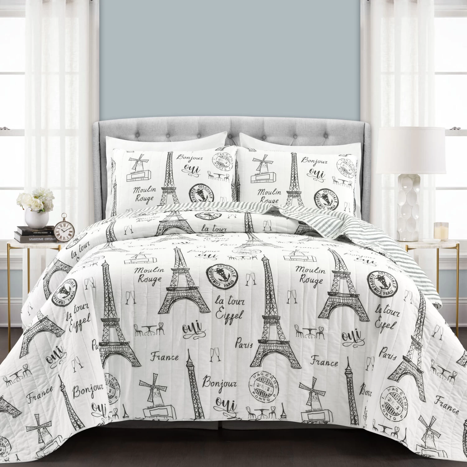 Paris Bonjour Reversible Cotton Quilt Black/White 3Pc Set King 4 Paris Bonjour Reversible Cotton Quilt Black/White 3Pc Set King - Image 2