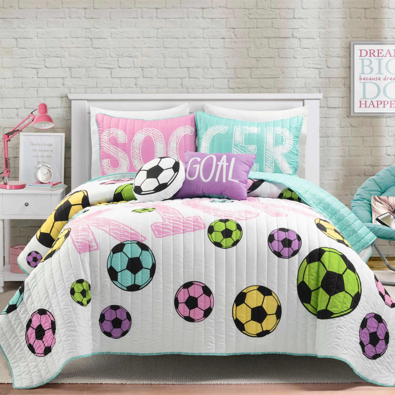 Girls Soccer Kick Reversible Oversized Quilt 5Pc Set 4 Girls Soccer Kick Reversible Oversized Quilt 5Pc Set - Image 2