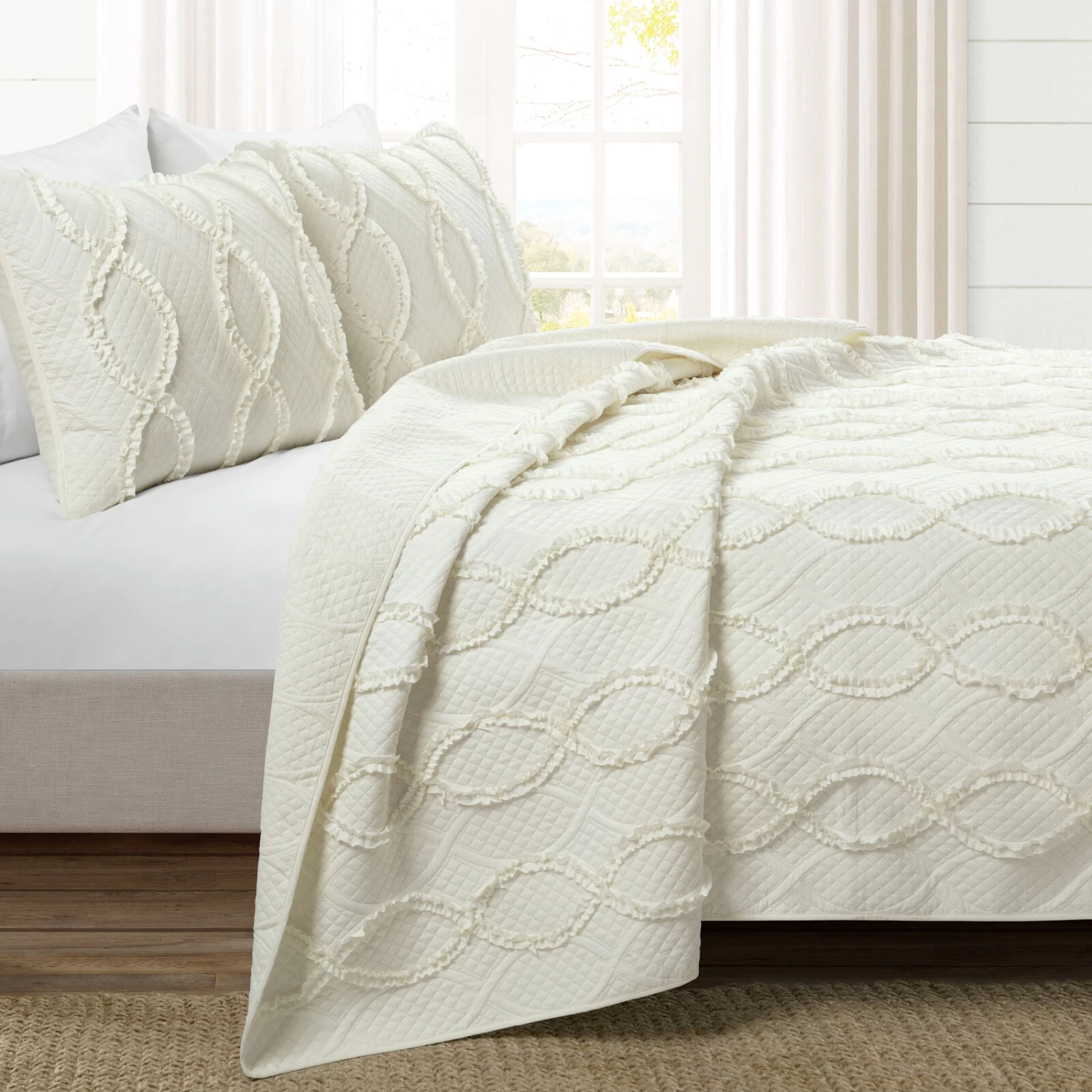 Avon Textured Ruffle Quilt 3Pc Set 5 Avon Textured Ruffle Quilt 3Pc Set - Image 3