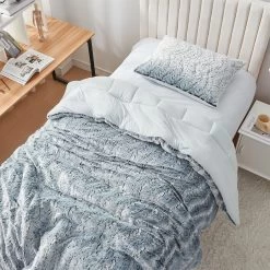 Wolf Tracks - Coma Inducer® (with Butter) Oversized Comforter - Coyote Gray -Fashion Bedding Store ee1e7422612842b48d4a56072cad1026
