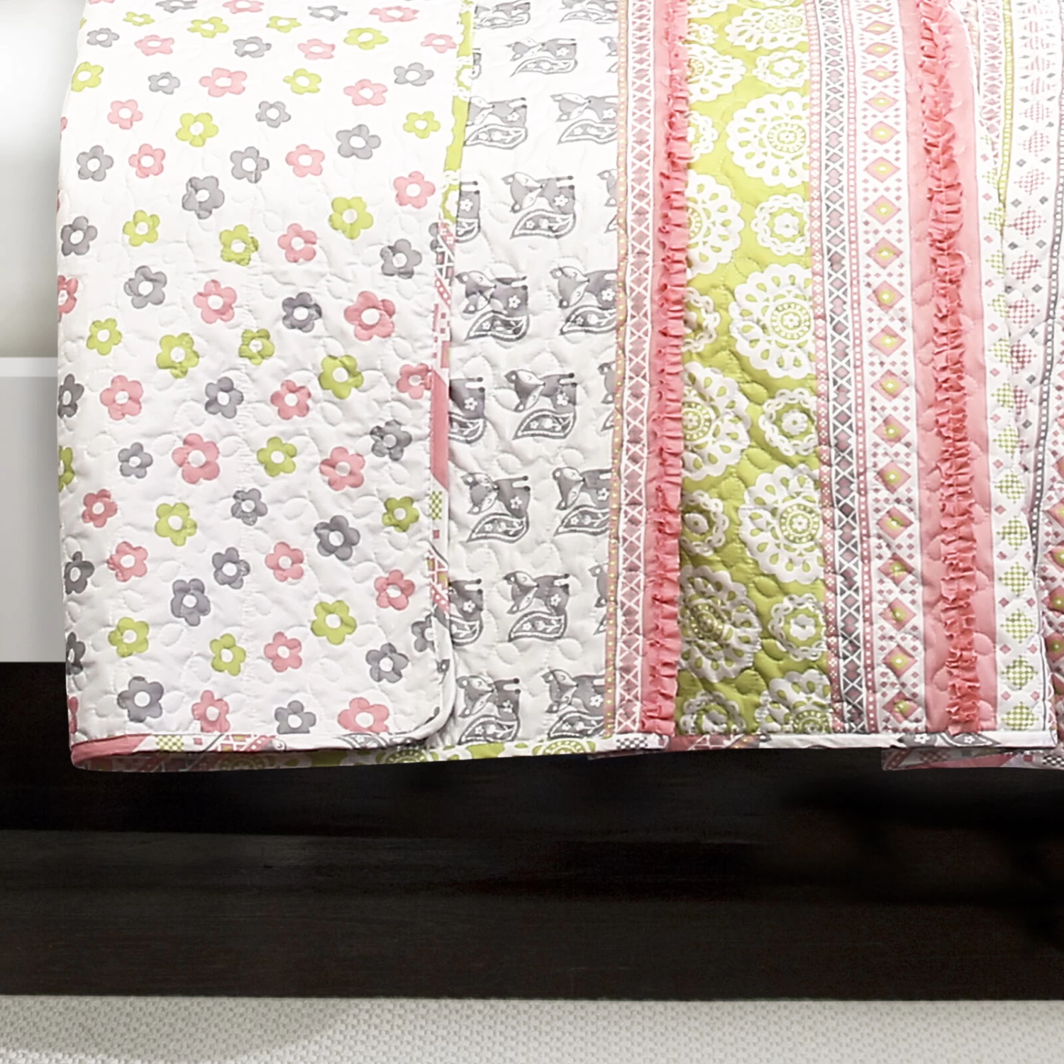 Fox Ruffle Stripe Quilt 5Pc Set 6 Fox Ruffle Stripe Quilt 5Pc Set - Image 4